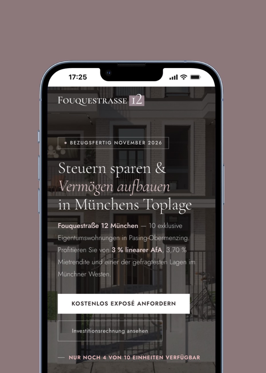 Landingpage der Fouquestraße 12 als Smartphone-Mockup